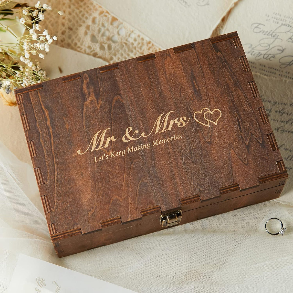 AW BRIDAL Wedding Keepsake Box with Lids, Mr and Mrs Engraved Wood Memories Box for Storage, Bridal