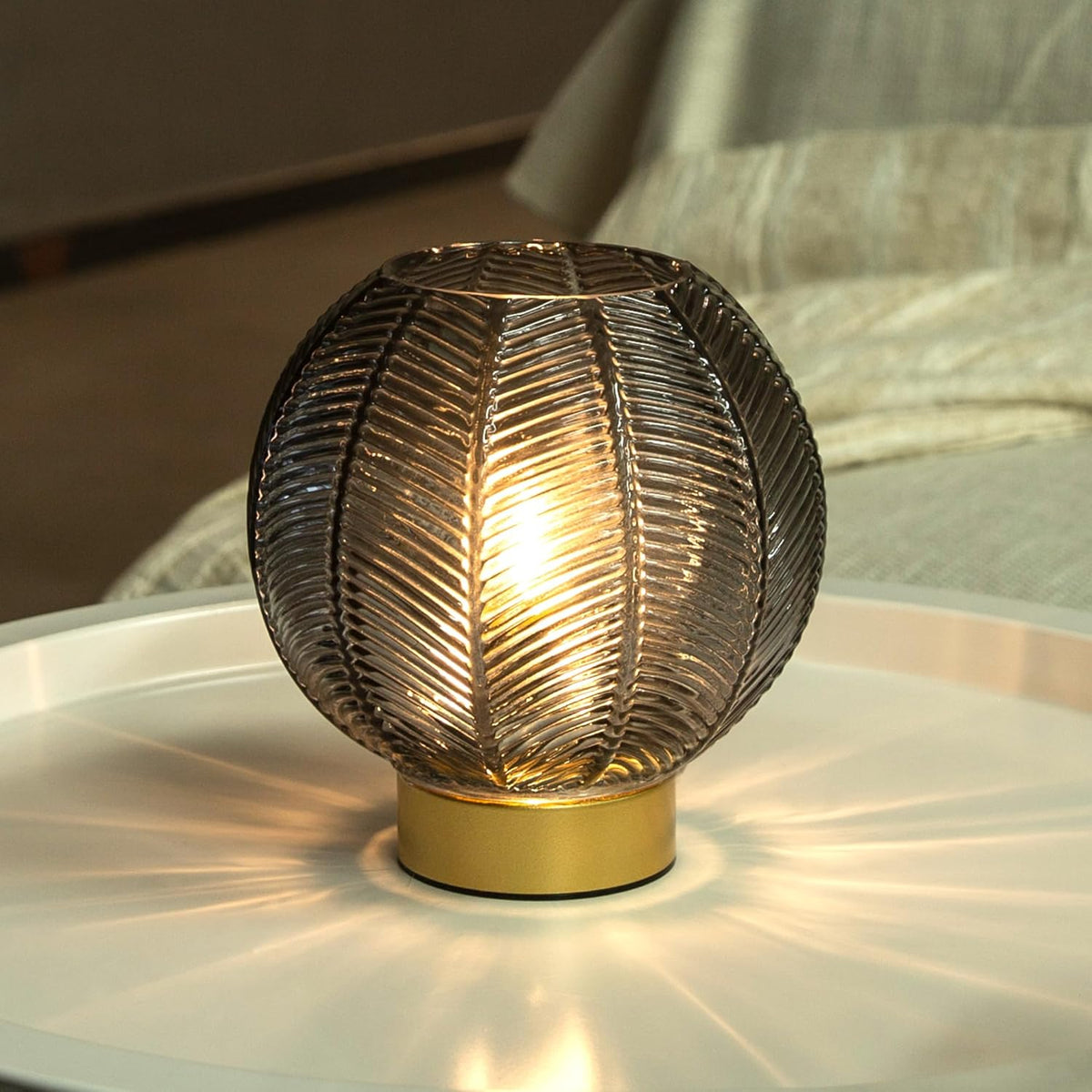 Battery Operated Lamp with Timer, Table Lamp Battery Powered, Small Cordless Bedside Lamp for