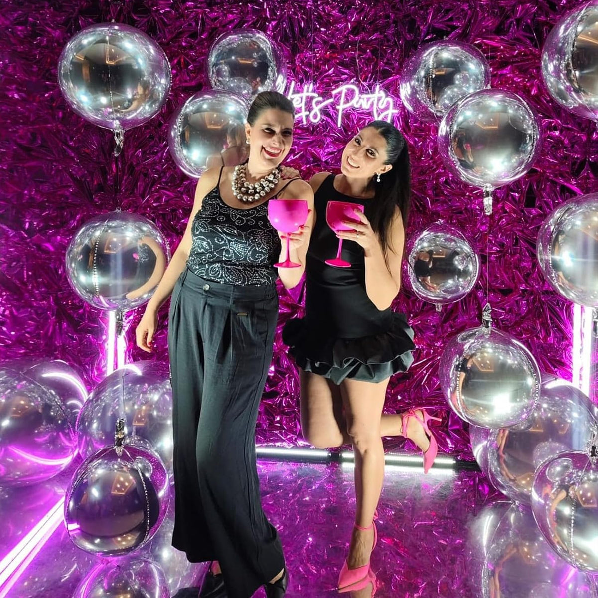 6Pcs Silver Foil Balloons,22Inch Silver 4D Round Ball Balloon and Explosion Star Balloon for