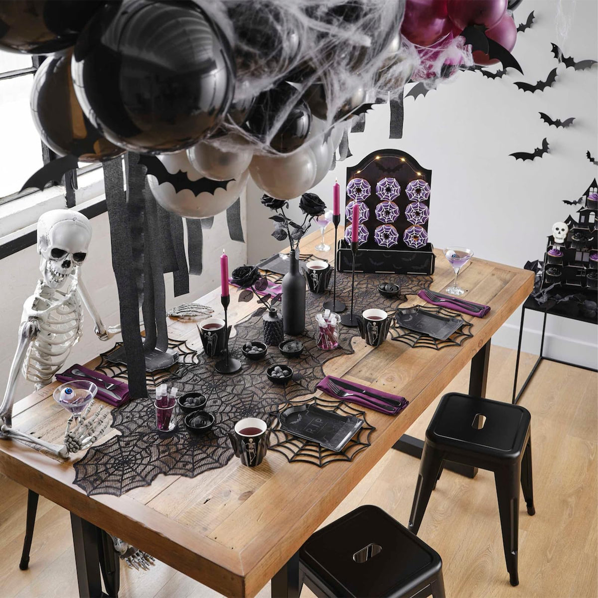 Halloween Table Runner, Black Lace Spider Web Table Runners for Halloween Decor/Party Dinner Table