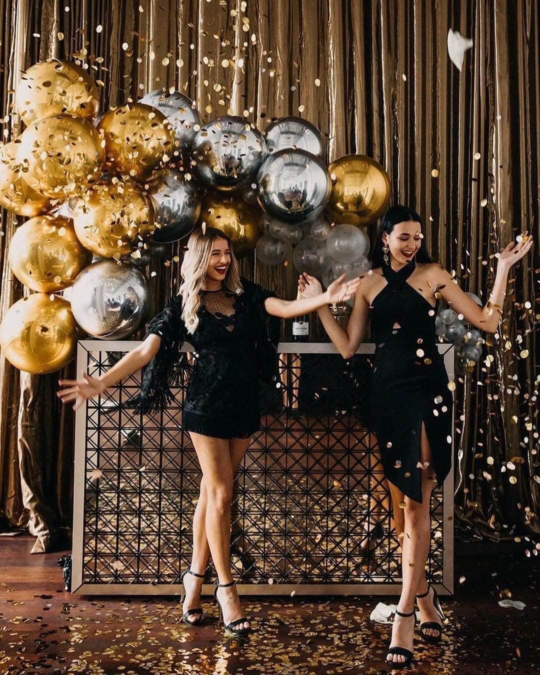 6 Pack Gold Balloons 22 Inch 4D Big Round Foil Balloons Gold Metallic Balloons for Wedding Birthday