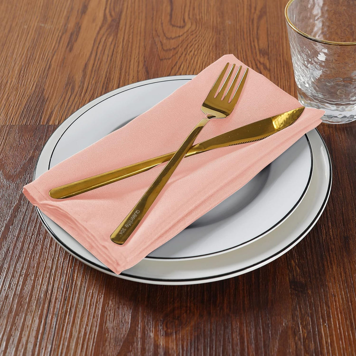 Cloth Napkins 20x20 inch Washable Polyester Dinner Napkins Soft Table Napkins for Wedding Party