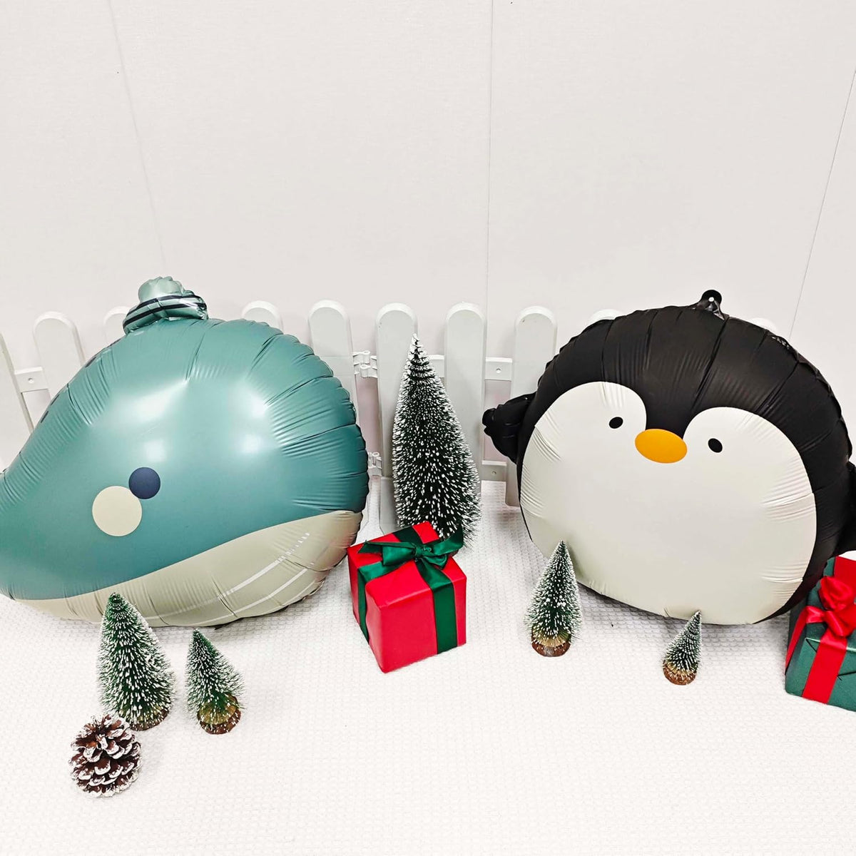 2PCS Cute hat Whale Balloon Big blue whale Foil Mylar Balloons Ocean Balloons for Under The Sea