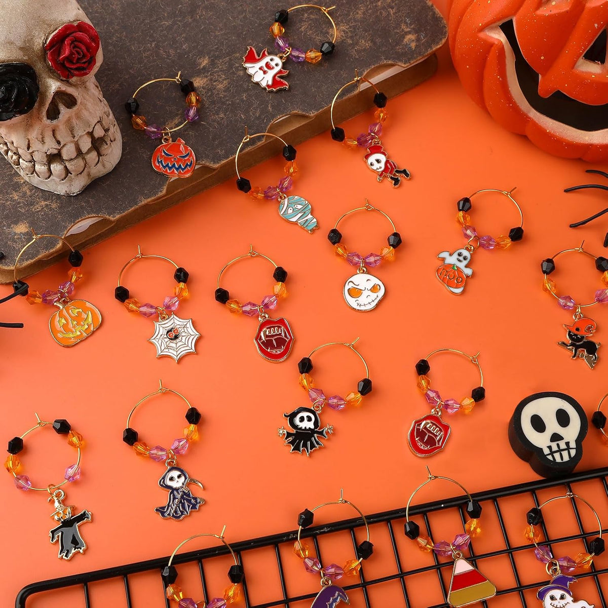 SANNIX 24Pcs Halloween Wine Charms, Wine Charms for Stem Glasses, Glass Identifiers for Halloween