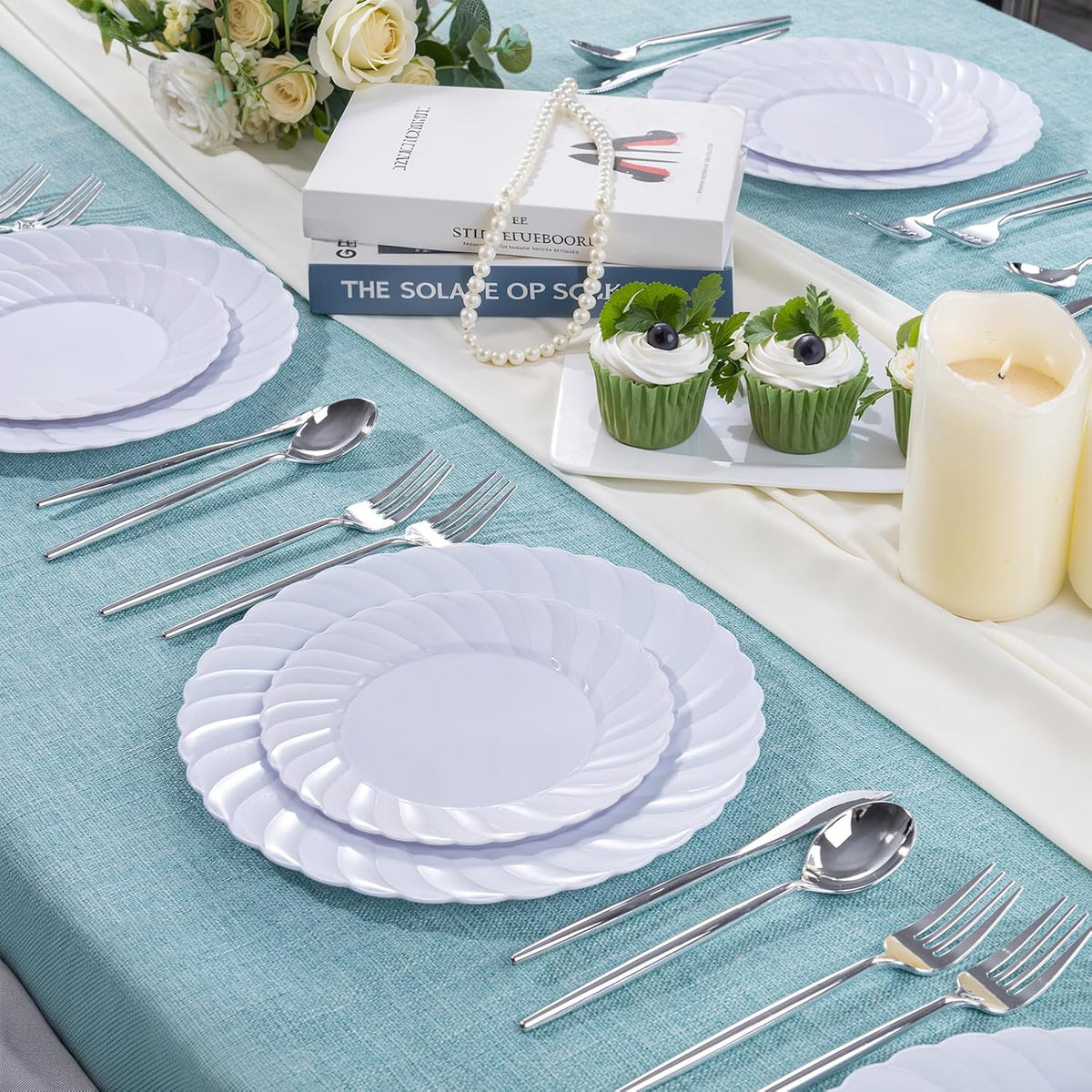 U-QE 60 Pcs White Plastic Plates for Party – Scalloped Plastic Plates Heavy Duty & Elegant