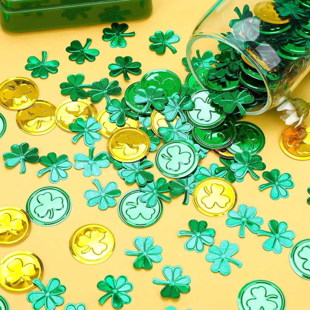 MARFOREVER St. Patrick's Day Shamrock Confetti, Green Gold Shamrock Metallic Foil Glitter Confetti