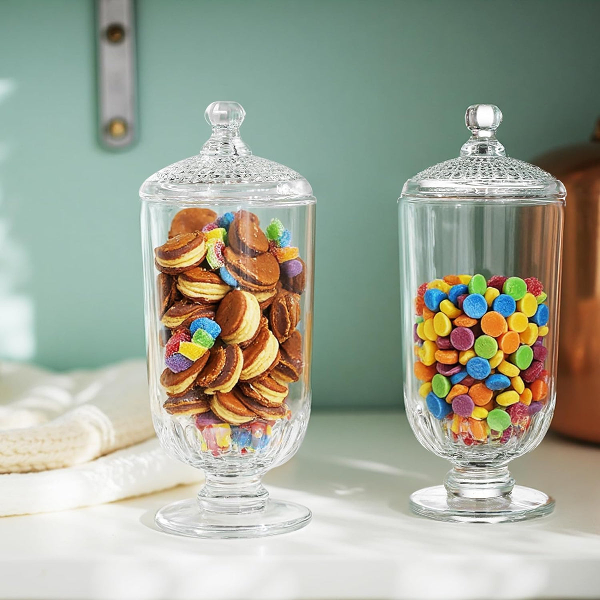 2 Pack 24oz Clear Glass Candy Jars with Lids Glass Decorative Storage Jar for Candy Buffet, Wedding