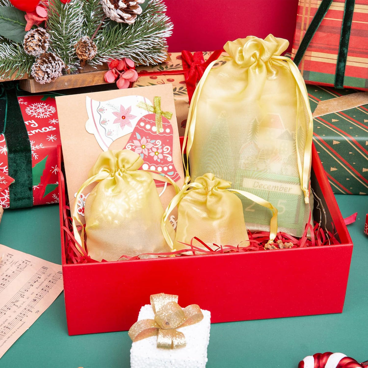 QIANF 20 Pcs Gold Small Organza Bags 6X9 inch for Wedding Favors with Drawstring, Mini Mesh Gift