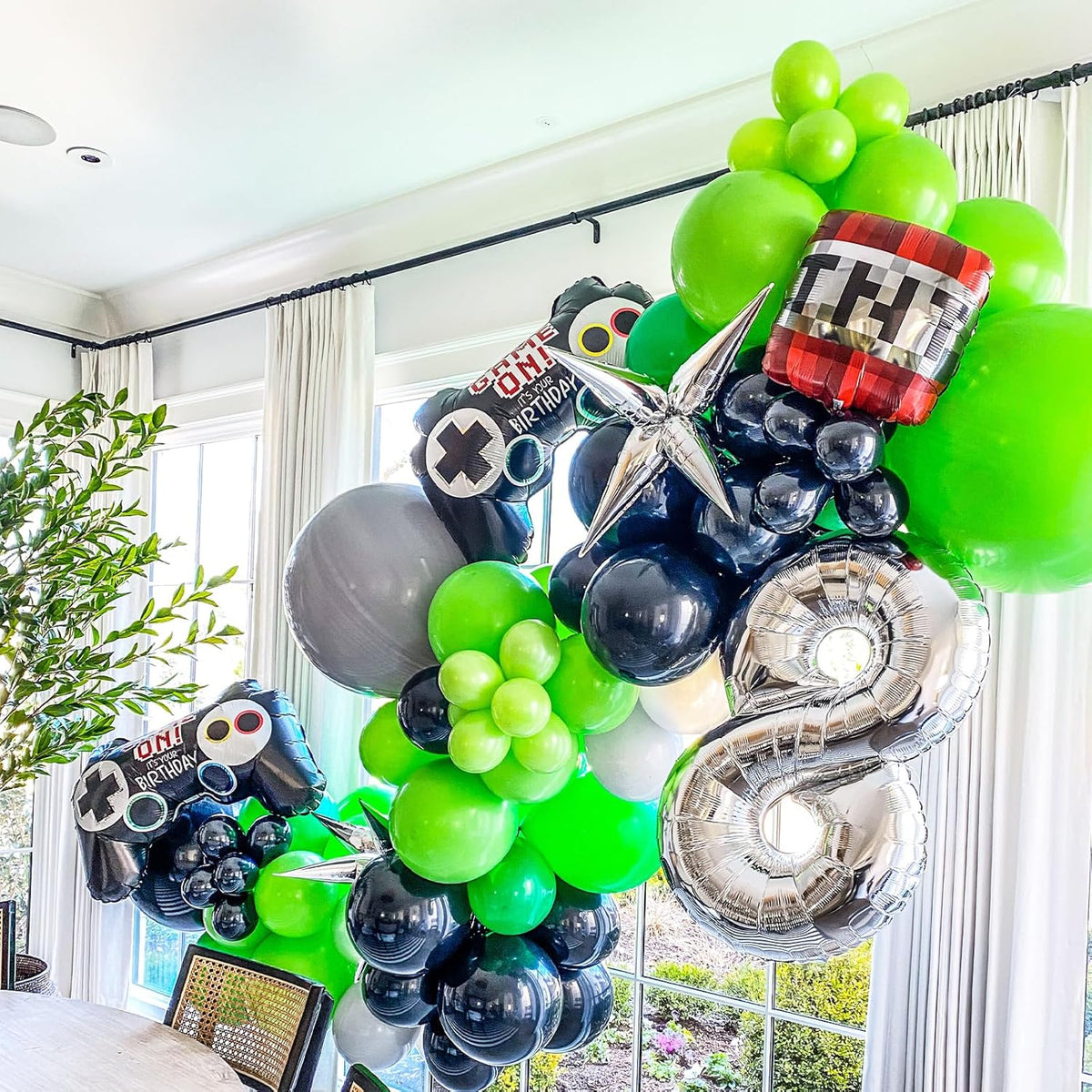 90pack Green Balloons Different Size 18/12/10/5 Inch Green Balloon Garland Arch Kit for Graduation
