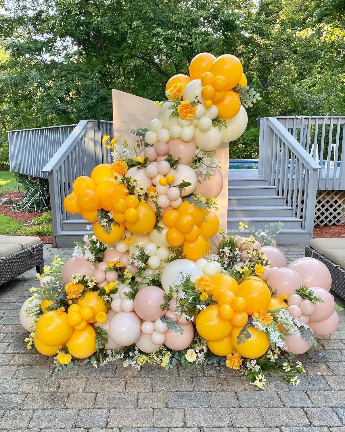 Paready Yellow and Gold Balloon Set - 50Pcs 12 Inch Metallic Gold Confetti and Light Lemon Latex