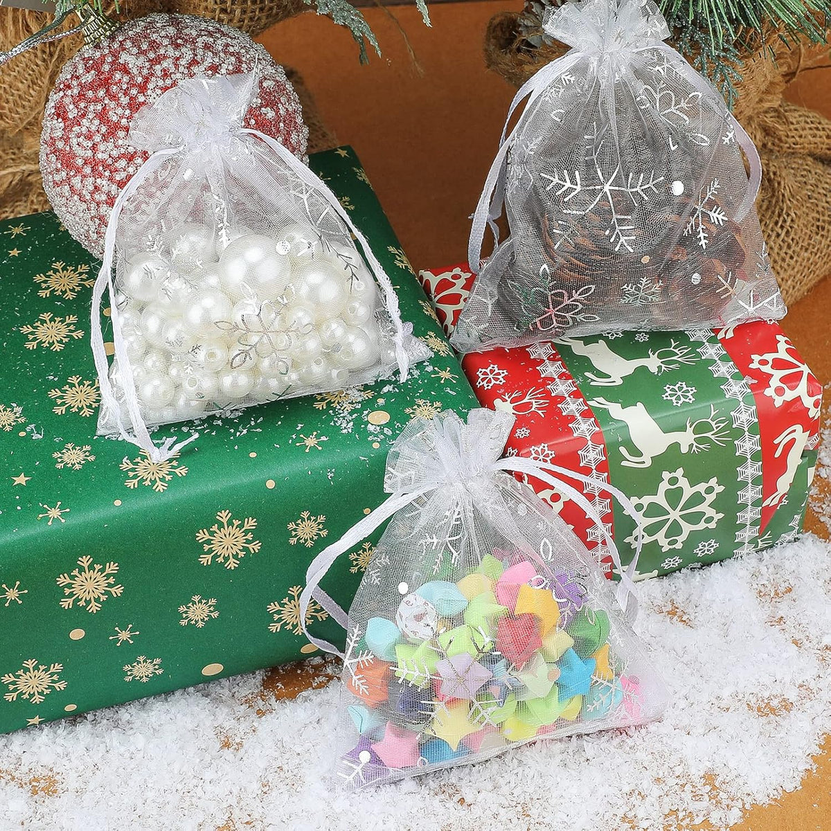 jijAcraft 4x6 Inch Christmas Organza Bags - 50Pcs White Snowflake Gift Bags with Drawstring, Xmas