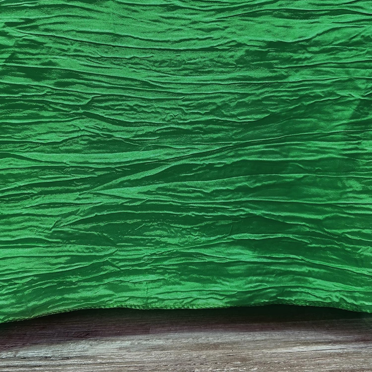 YOUR CHAIR COVERS - 60 x 102 inch Rectangular Crinkle Taffeta Tablecloth - Hunter Green, Rectangle