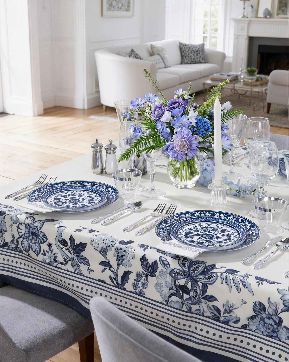 Hioasis Blue Plastic Plates, Fancy Disposable Pates, 60 Pcs for 30 Guests