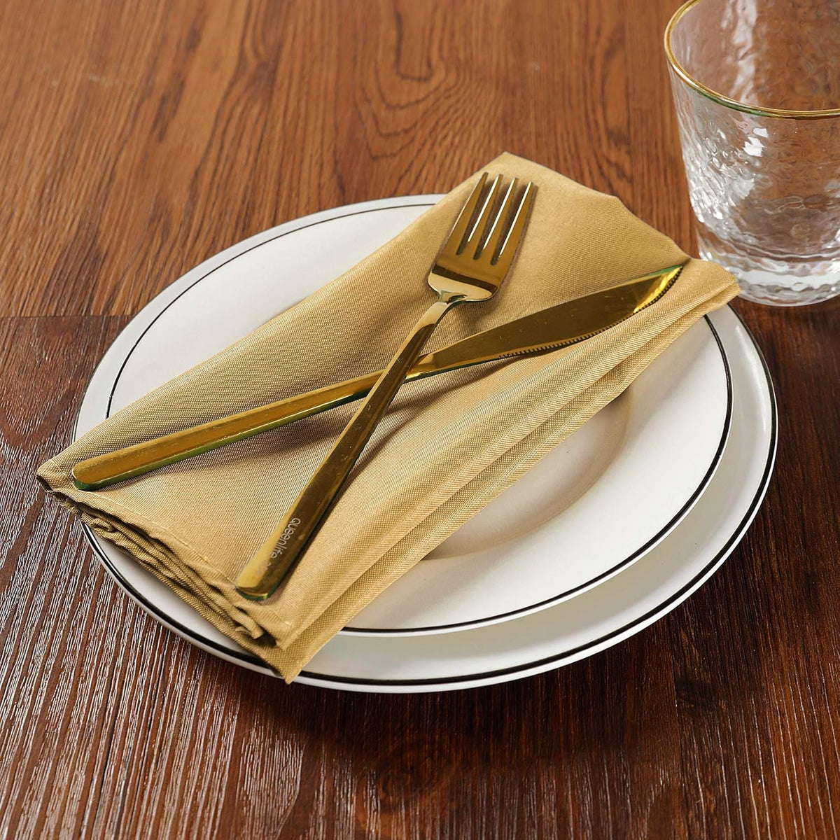 Cloth Napkins 20x20 inch Washable Polyester Dinner Napkins Soft Table Napkins for Wedding Party
