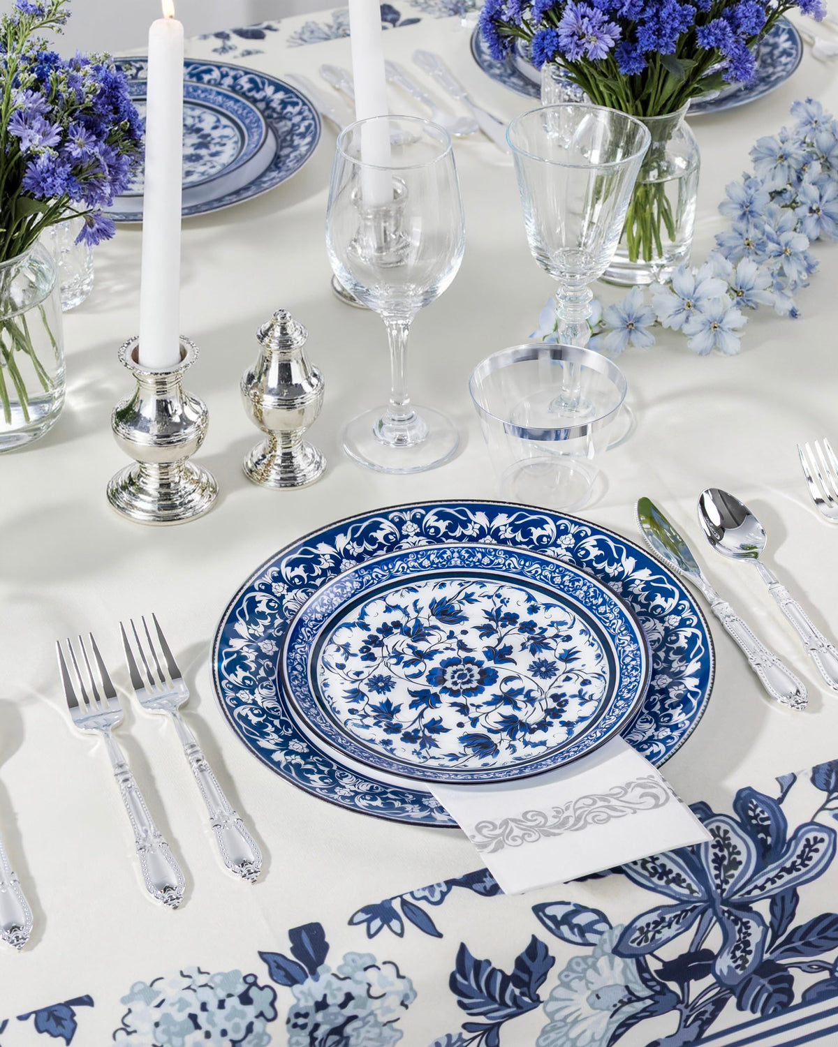 Hioasis Blue Plastic Plates, Fancy Disposable Pates, 60 Pcs for 30 Guests