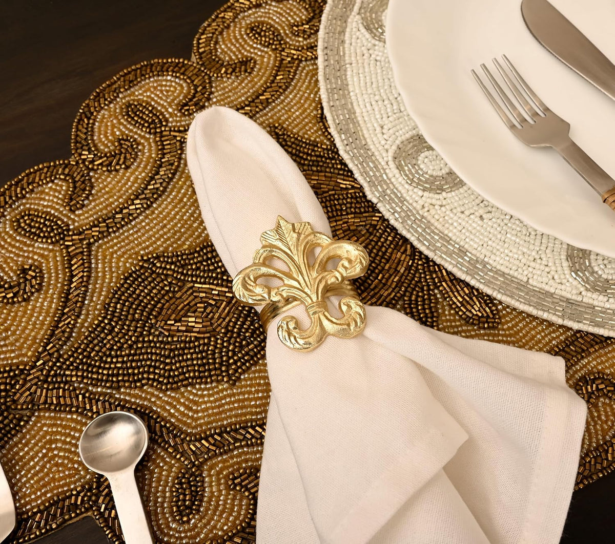 Lightweight Metal Napkin Rings Set of 12 - Fleur-de-Lis Napkin Holders for Dining Table, Weddings