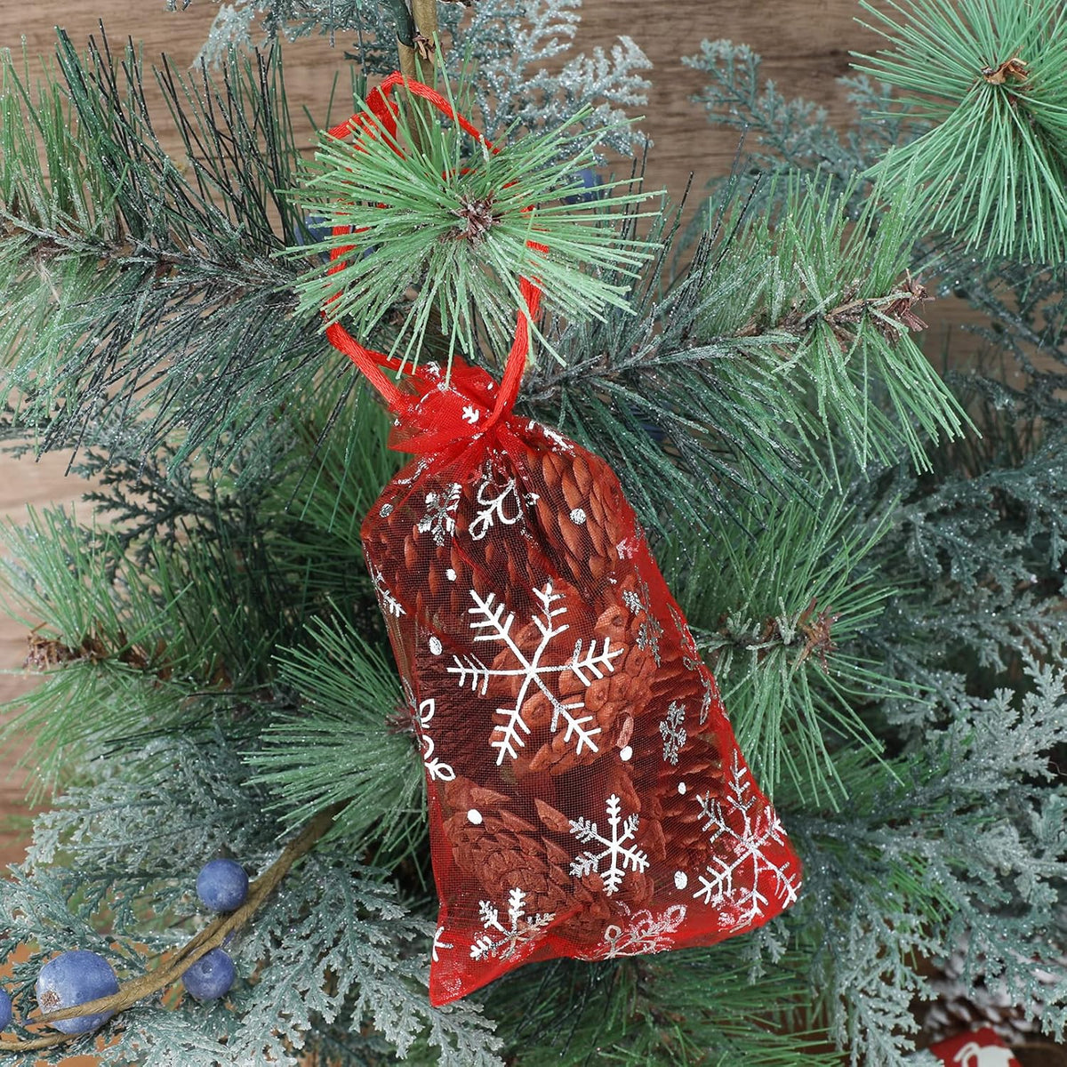jijAcraft 4x6 Inch Christmas Organza Bags - 50Pcs Red Snowflake Gift Bags with Drawstring, Xmas