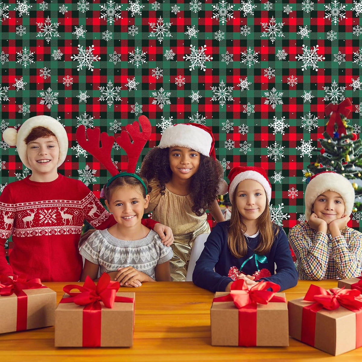 4.5x 100 Ft Roll of Christmas Buffalo Plaid Plastic Tablecloth Decorations,Disposable Red Green