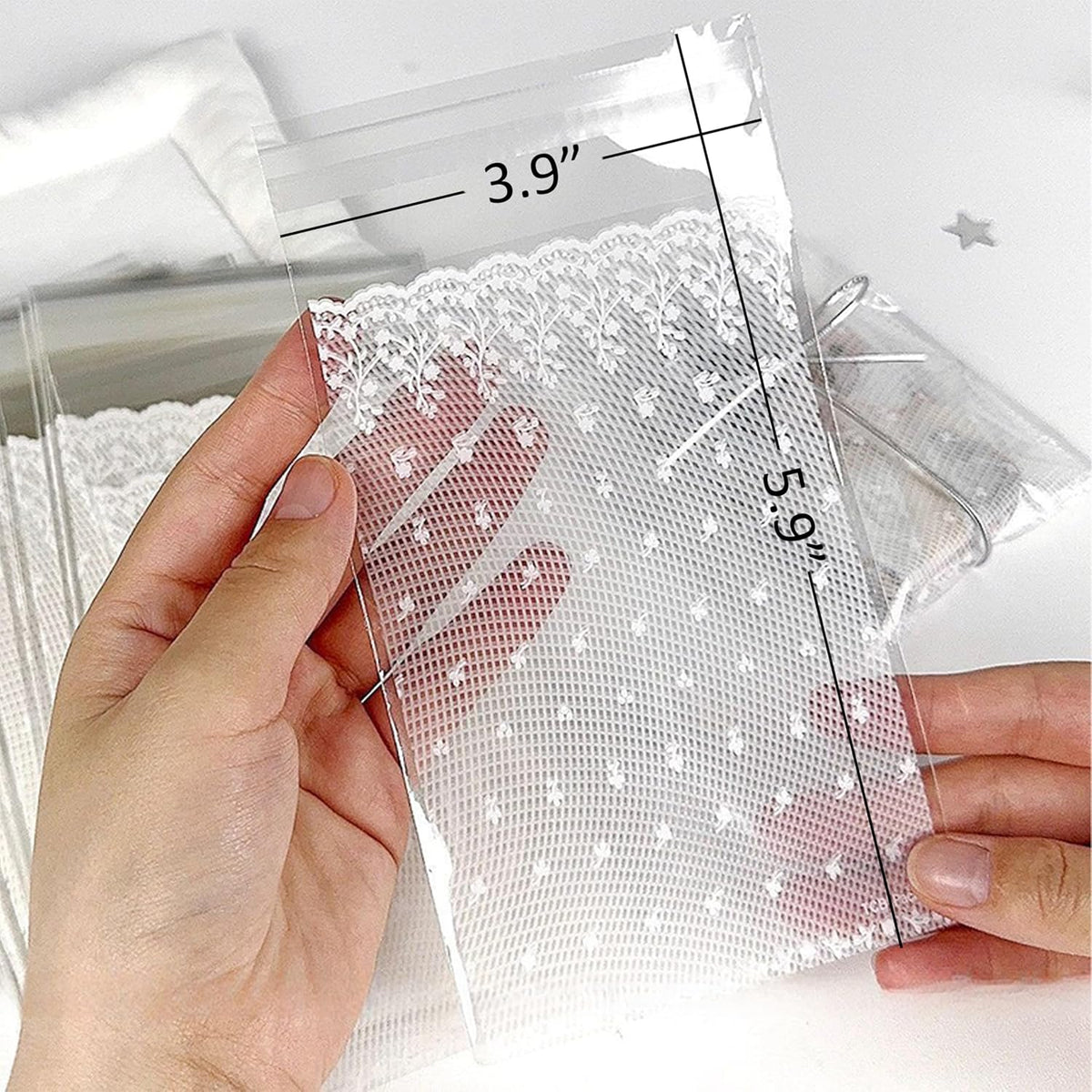 100 Pcs Lace Cellophane Bags, 5.9x3.9in White Self Sealing Cello Bag Clear Cookie Resealable