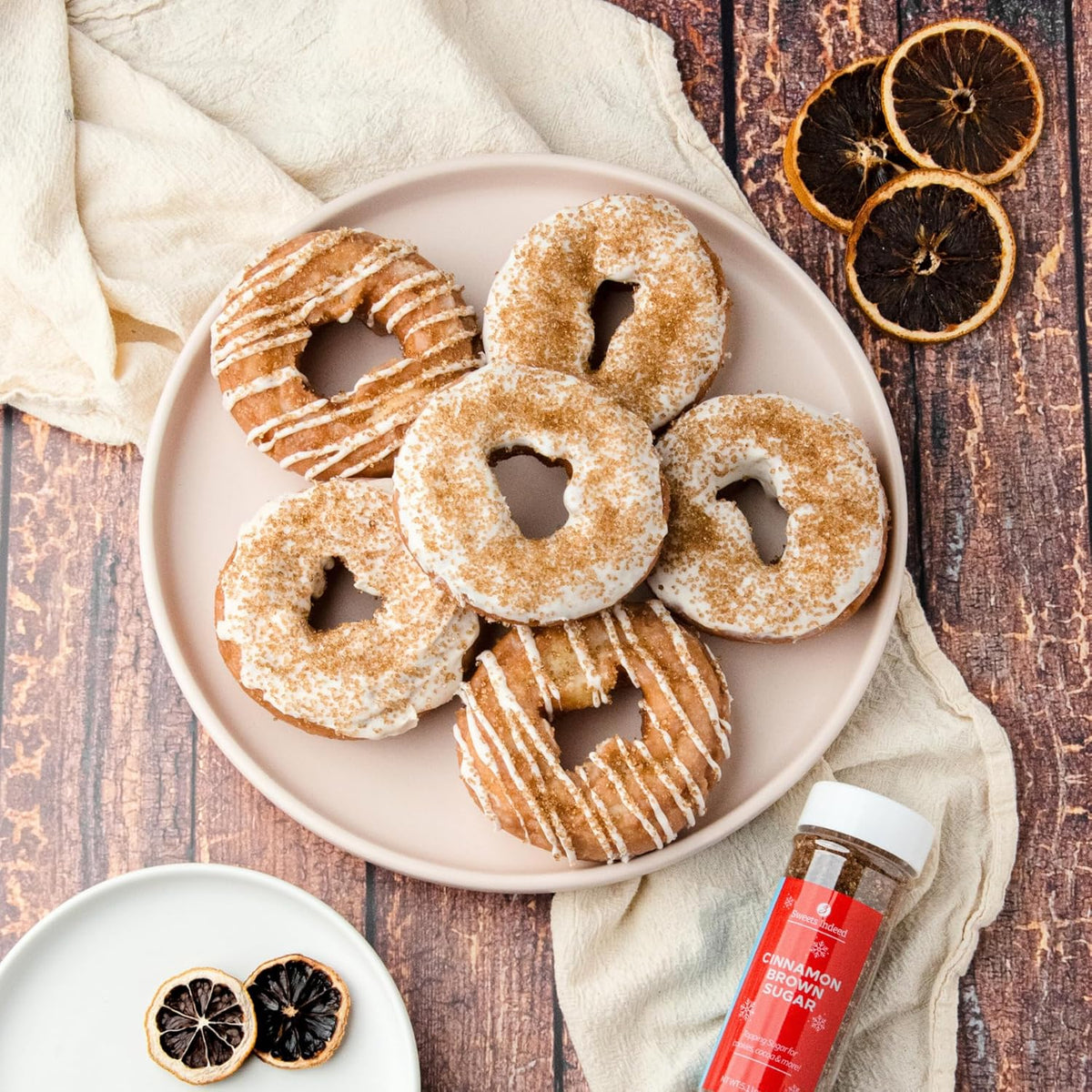 Sweets Indeed Cinnamon Brown Sugar Topping – 5.11 oz Jar | Holiday Baking & Drink Garnish | Edible
