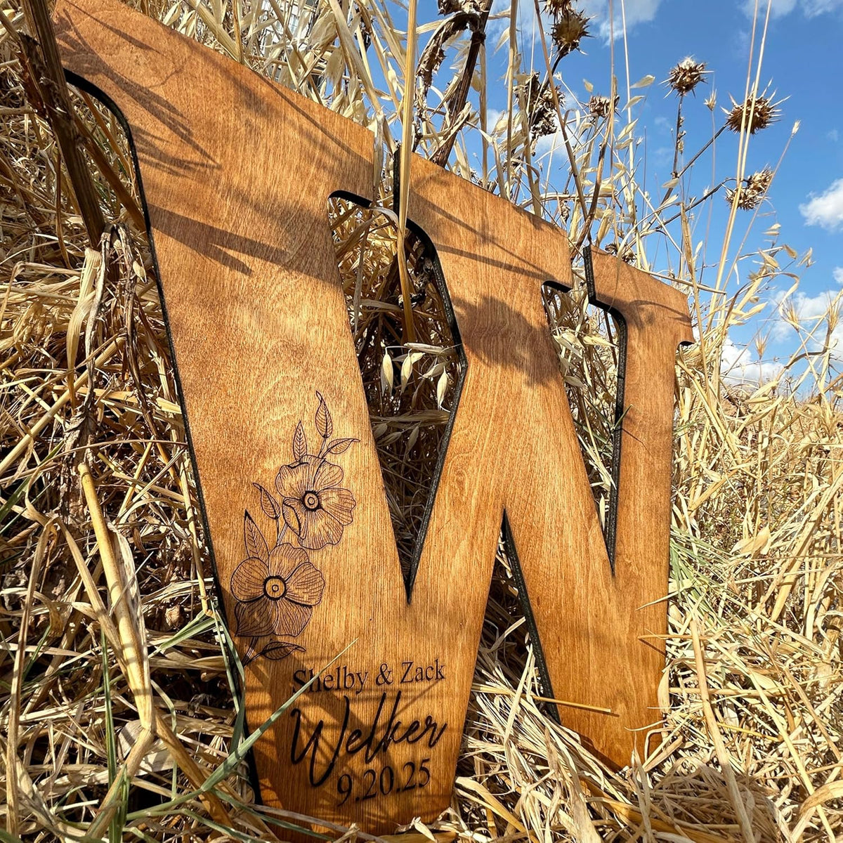 Wedding Guestbook Sign for Couple - Personalized Round Wooden Sign with Initial Letter, Rustic